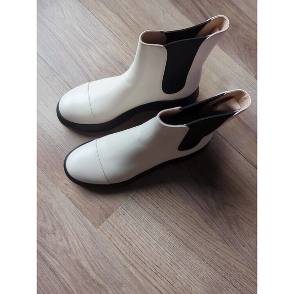 Stuart Weitzman Norah Leather Platform Chelsea Boots Womens 8 C Wide - Picture 7 of 16